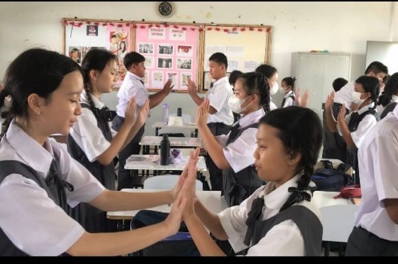 Trik Efektif Meningkatkan Motivasi Belajar Bahasa Inggris di Jam Terakhir