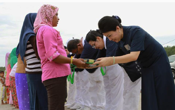 Master Cheng Yen dan Mother Theresa: Dua Wanita Hebat yang Berhati Bodhisattva