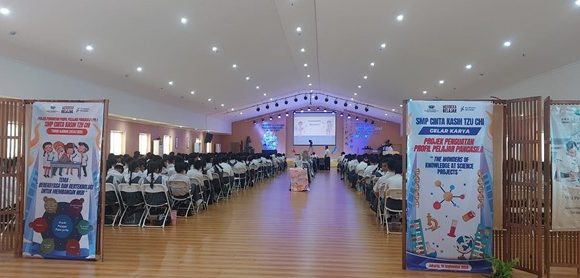 Projek Penguatan Profil Pelajar Pancasila (P5): The Wonders of Knowledge at Science Projects