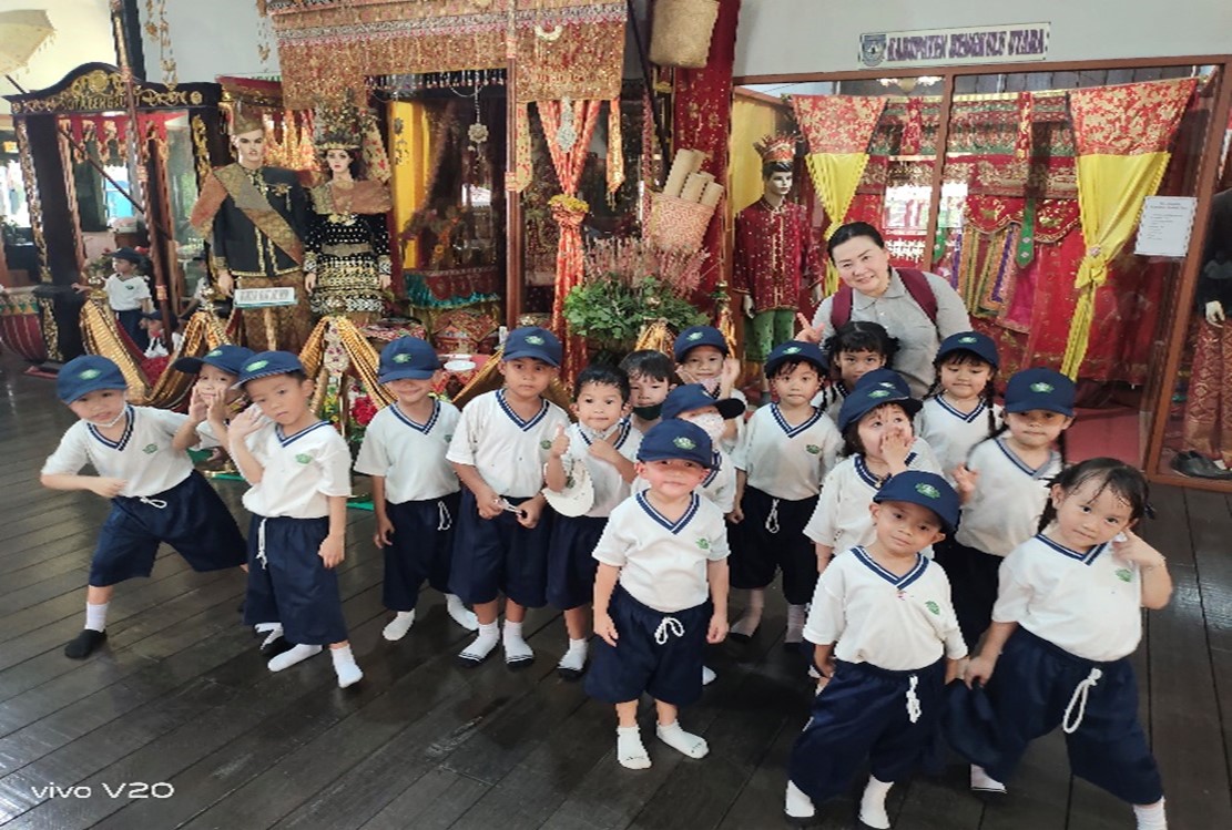 Keceriaan Anak TK Cinta Kasih Tzu Chi: Belajar Budaya dan Kreativitas di TMII