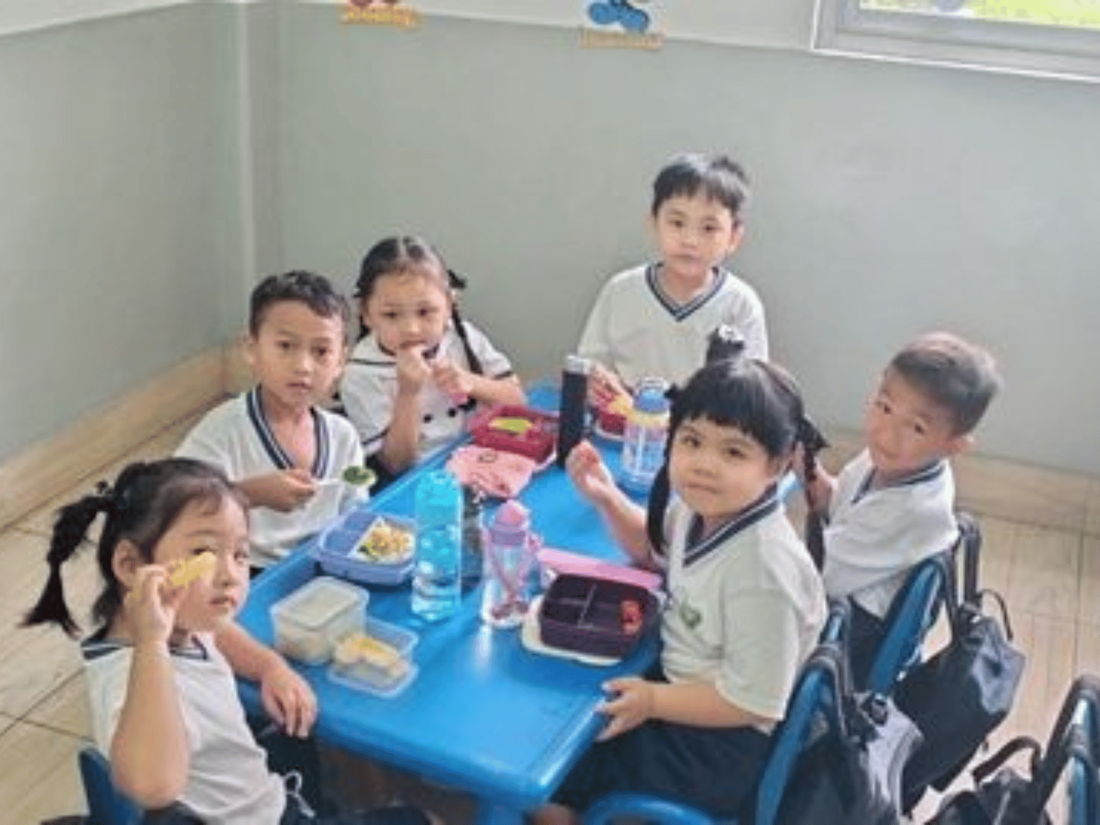 Pentingnya Kolaborasi antara Guru dan Orang Tua untuk Menanamkan Pola Sehat dalam Kebiasaan Makan Sayur