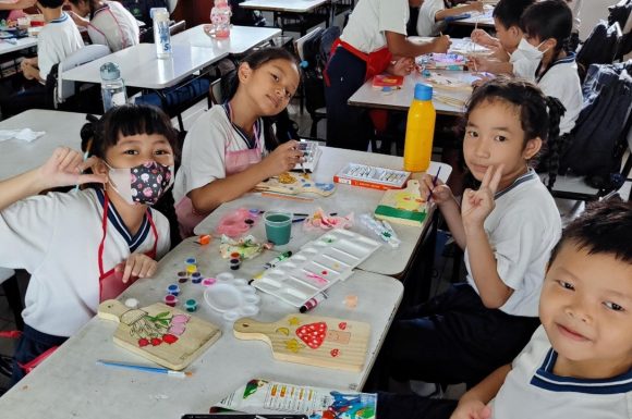 Warna-Warni Kreativitas Anak