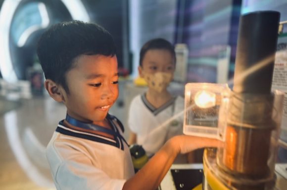 Melangkah Keluar Kelas untuk Memperluas Wawasan