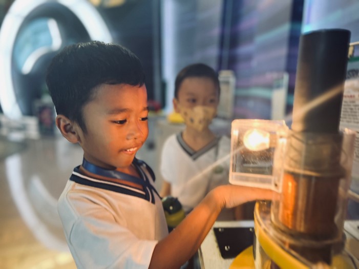 Melangkah Keluar Kelas untuk Memperluas Wawasan