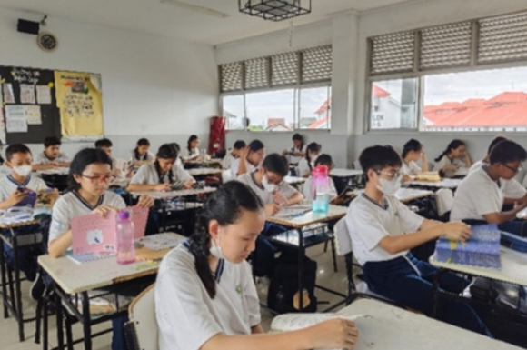 Memupuk Gerakan Literasi Di Kelas Melalui Buku Favorit