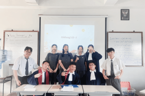 Kolaborasi Mengeksplor HAM dari Kacamata Pengacara