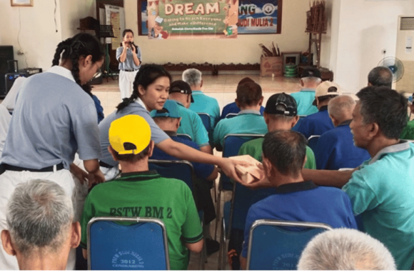 Membuat Anak Merasa Lebih Menghargai Orang Tua Mereka