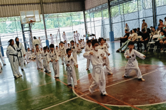 Ujian Taekwondo di Sekolah Cinta Kasih: Membentuk Karakter Ksatria Sejak Dini