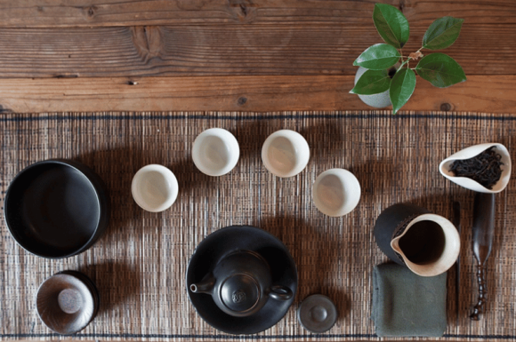 Makna dan Keharmonisan dalam Seni Saji Teh