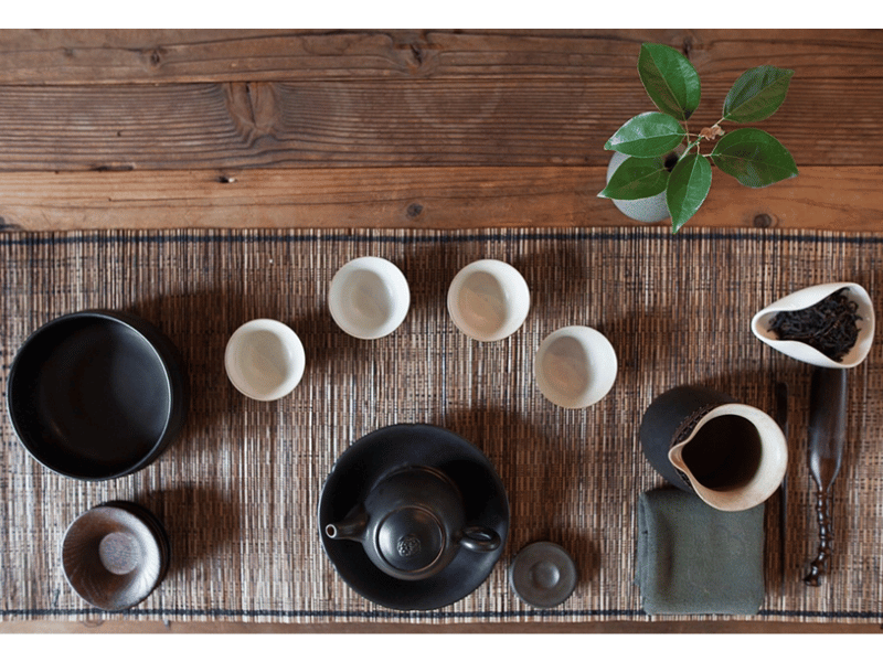 Makna dan Keharmonisan dalam Seni Saji Teh