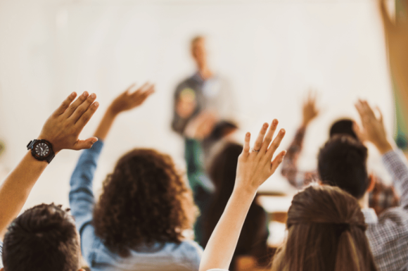 Melihat Dunia Melalui Mata Anak Didik