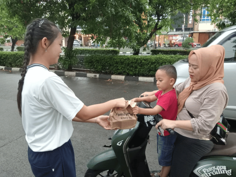 Misi (Tak) Mustahil: Aksi Kebajikan Siswa di Bulan Ramadhan