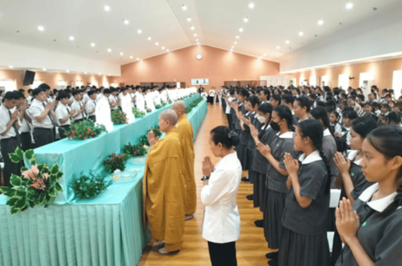 Indahnya Waisak di Sekolah Cinta Kasih Tzu Chi Cengkareng