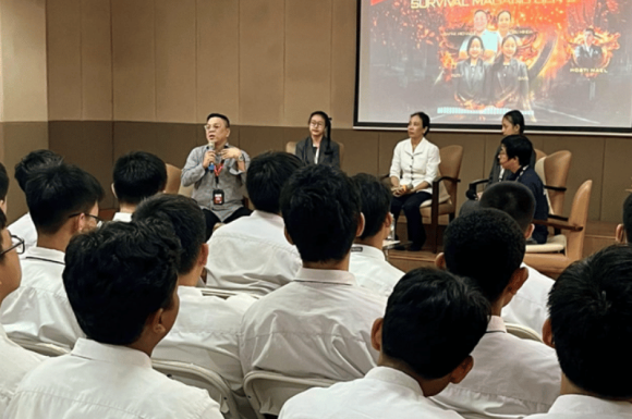 Podcast “The Hunger Game: Survival Magang Gen Z” bersama Bank Sinarmas