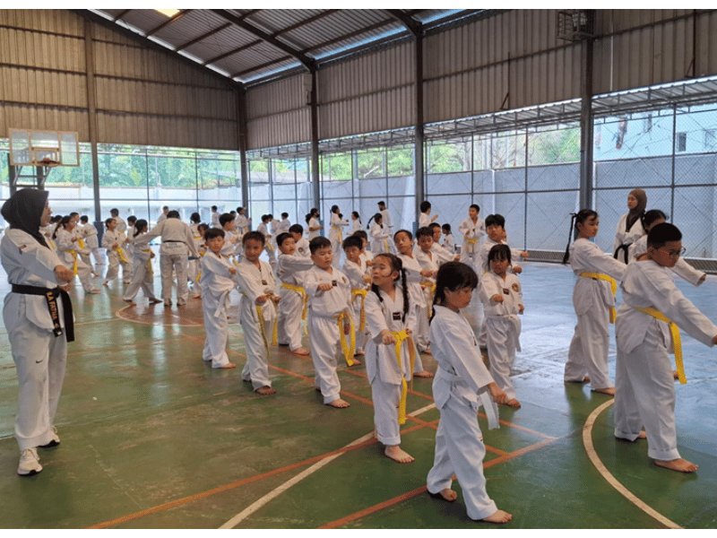 Taekwondo Dalam Pembentukan Karakter Siswa