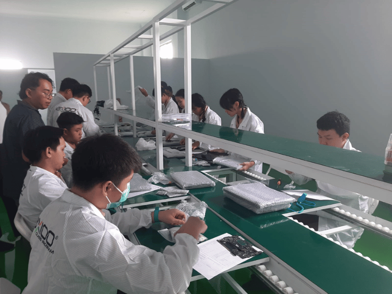 Kolaborasi Hebat! SMK Cinta Kasih Tzu Chi dan Axioo Gelar Pelatihan Perakitan Laptop dan Robotik