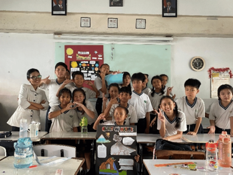 Ragam Gaya Belajar, Satu Karya: Poster dan Infografis sebagai Interpretasi Kreatif Siswa