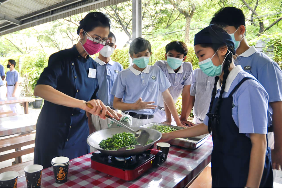 Gotong Royong Menjadi Agen Perubahan yang Inklusif