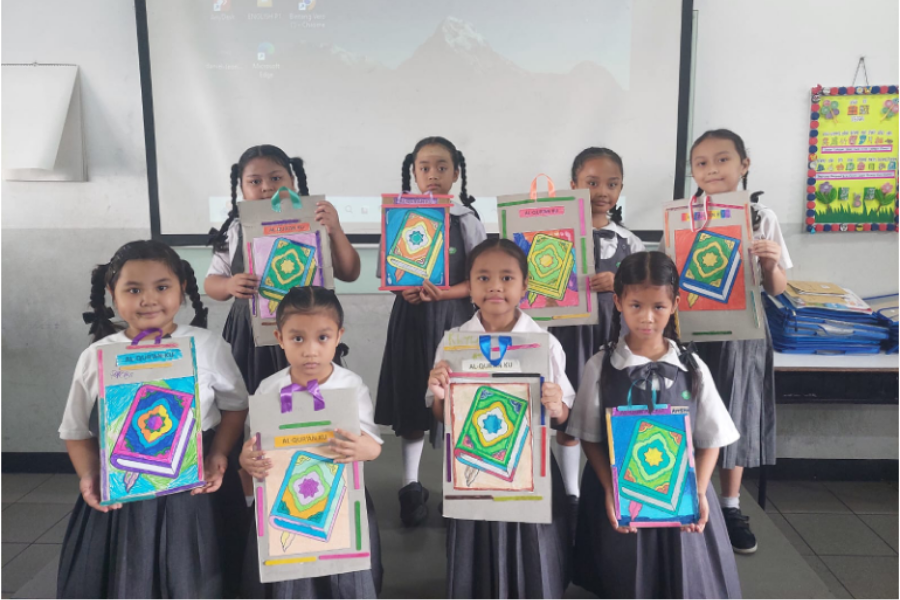 Menumbuhkan Cinta Al-Qur’an Melalui Pembelajaran Agama Islam dengan Pembuatan Frame Al-Qur’an