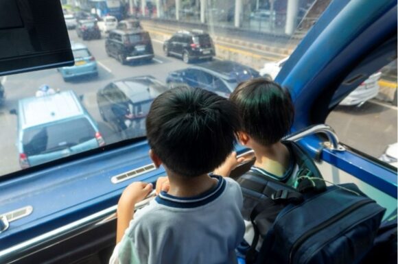 Jelajah Kota Naik Bus Tingkat, Sungguh Asyiknya!