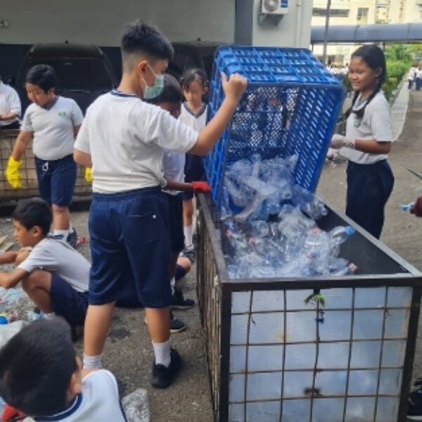 Berani Kotor Itu Baik: Semangat Jumat Bersih  di Sekolah Cinta Kasih Tzu Chi