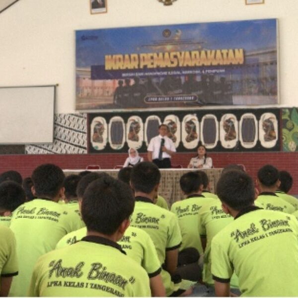 Beyond the Walls:  Cerita Seru dan Haru Kelas 12-2 Merajut Jalinan Kasih di LPKA Tangerang