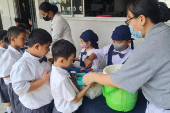 Fostering Character Through Collective Vegetarian Lunch Program