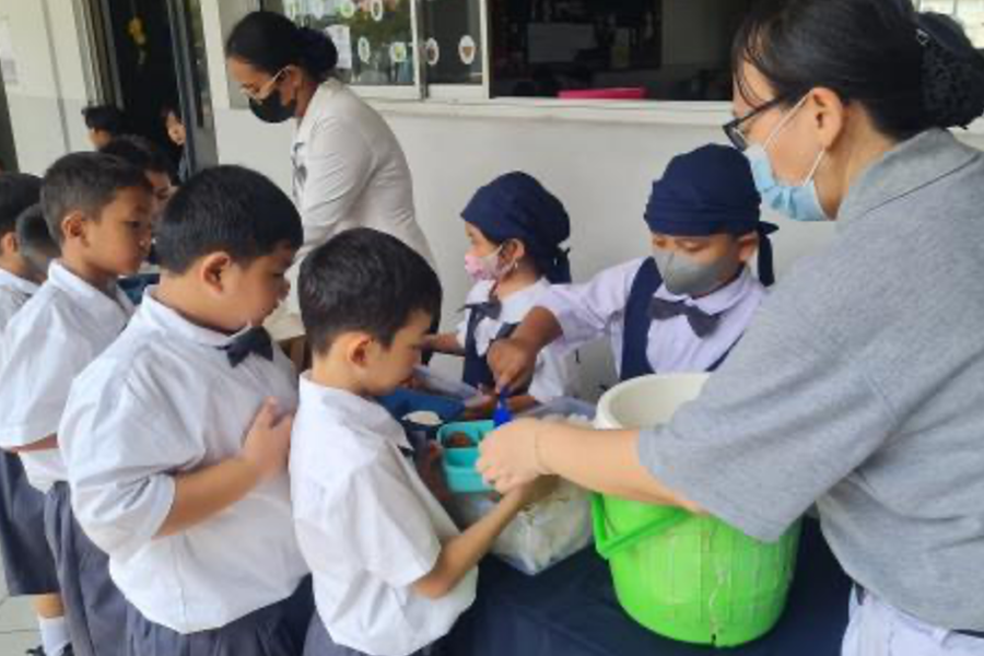 Fostering Character Through Collective Vegetarian Lunch Program