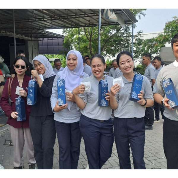 Menjaga Bumi, Menyucikan Hati: Sebuah Pagi di Depo Pelestarian Lingkungan Tzu Chi